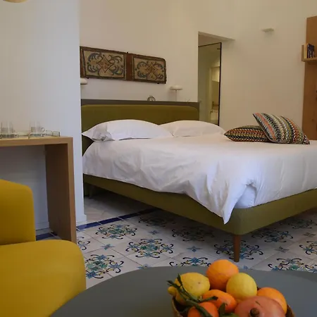 Guest house Piano Alloro *