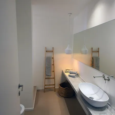 Piano Alloro Guest house