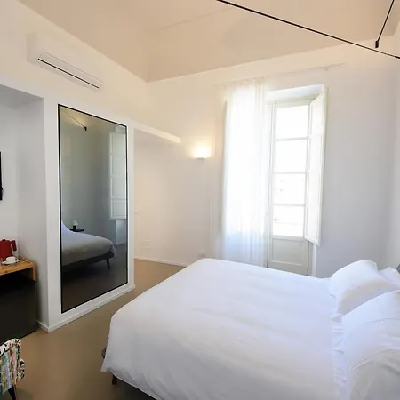 Guest house Piano Alloro *