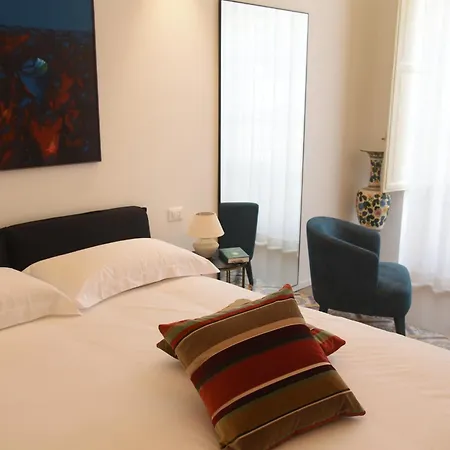 Piano Alloro Guest house Palermo