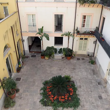 Piano Alloro Guest house Palermo