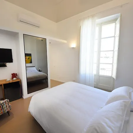 Piano Alloro Guest house Palermo